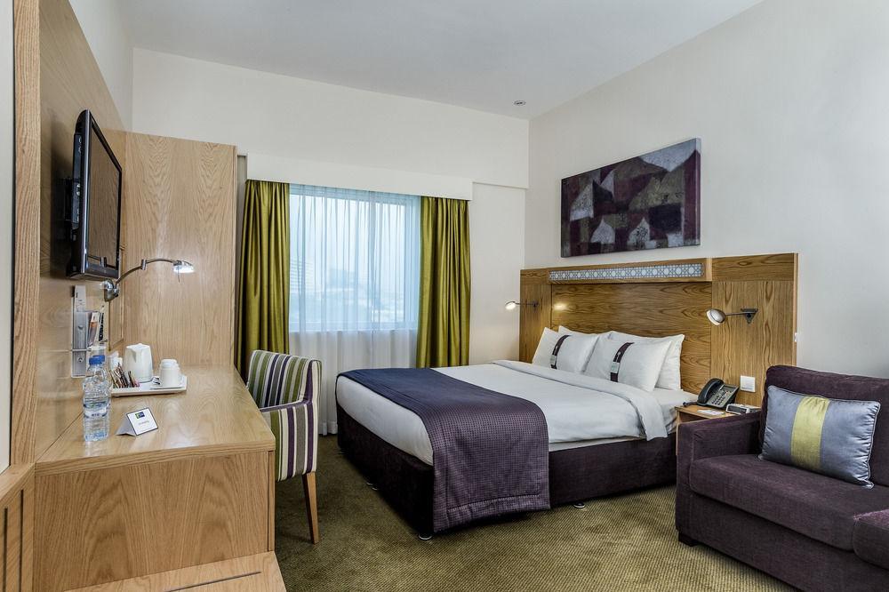 Holiday Inn Express Dubai Safa Park, An Ihg Hotel Exterior foto