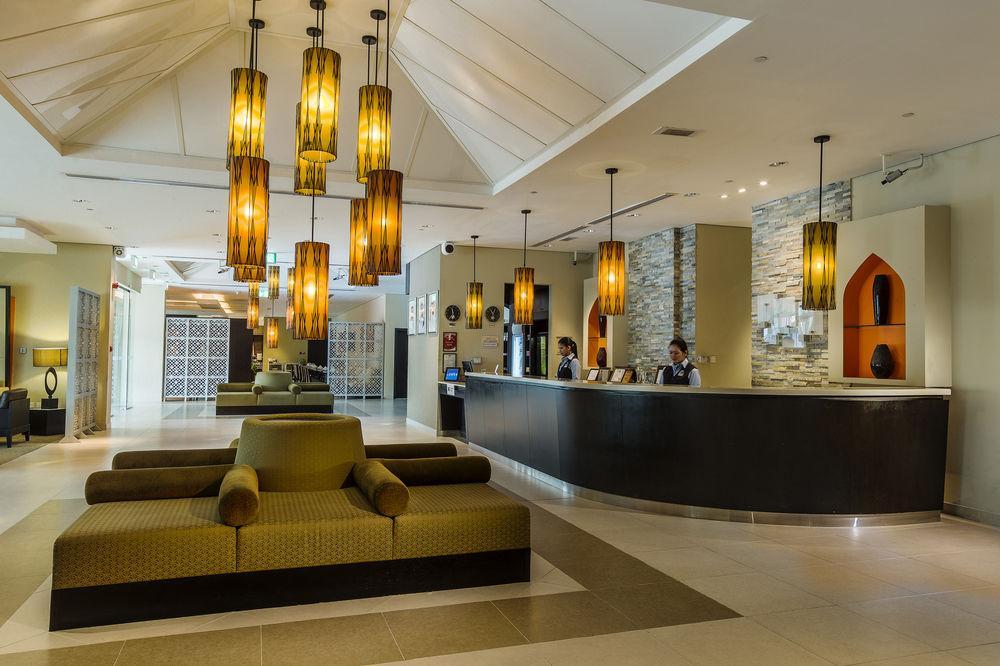Holiday Inn Express Dubai Safa Park, An Ihg Hotel Exterior foto