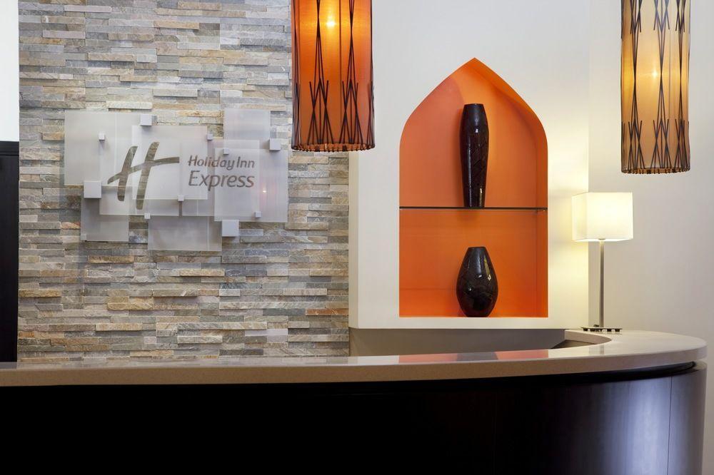 Holiday Inn Express Dubai Safa Park, An Ihg Hotel Exterior foto